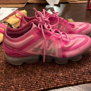 Women’s Nike vapormax